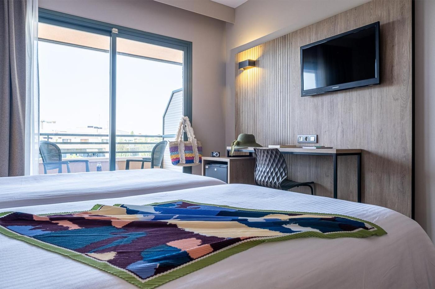 Hotel California Palace سالو المظهر الخارجي الصورة